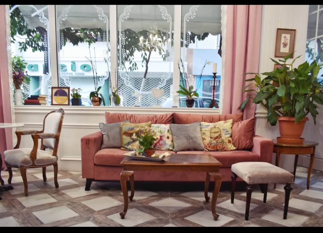 Σκούφος – Εστιατόριο / Café / Bistro