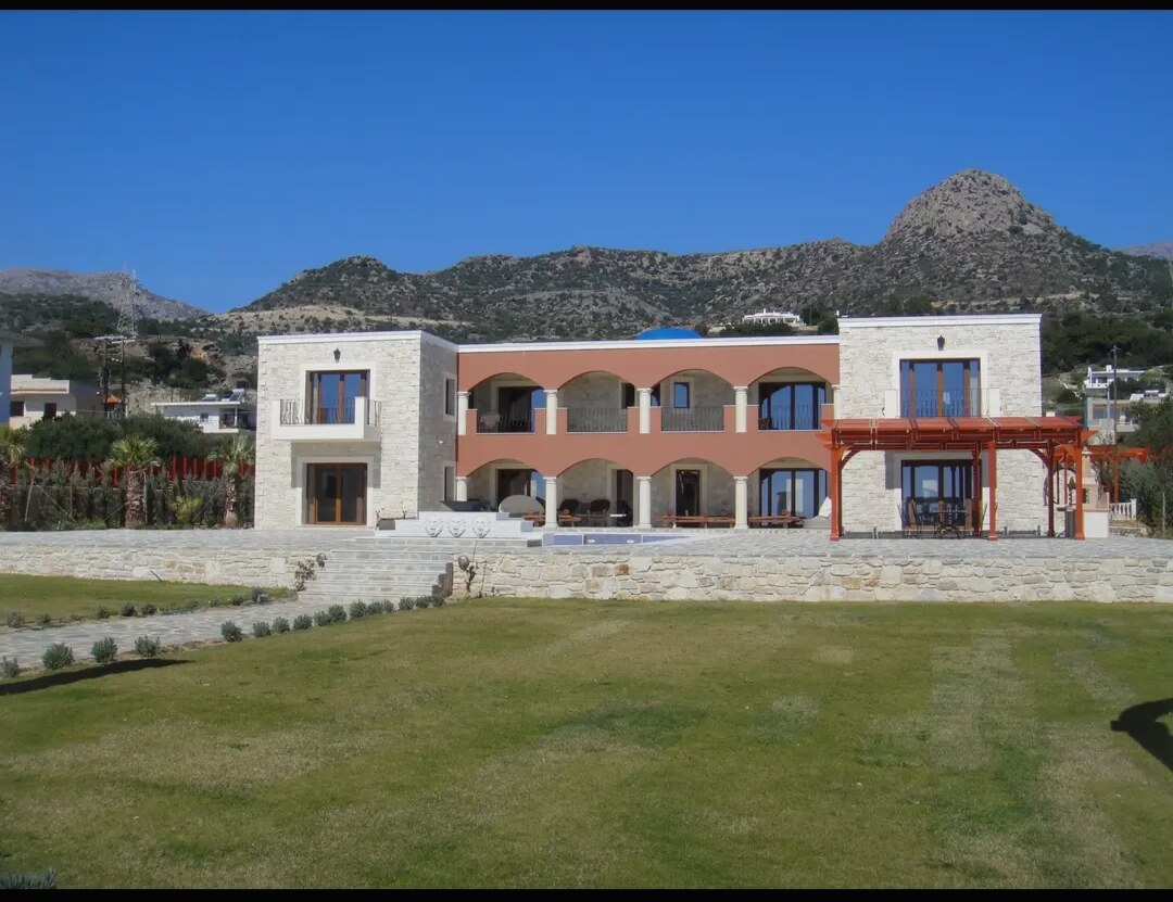 El Kassabi – Κατασκευαστική