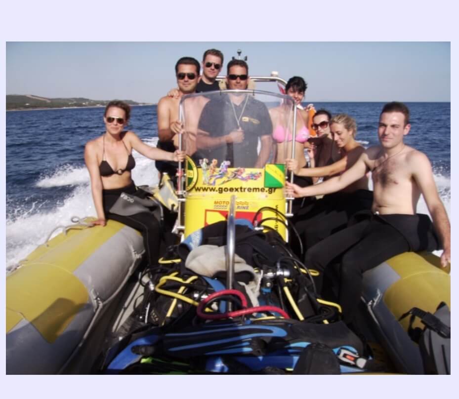 ΕΚΔΡΟΜΕΣ ΜΕ ΣΚΑΦΟΣ