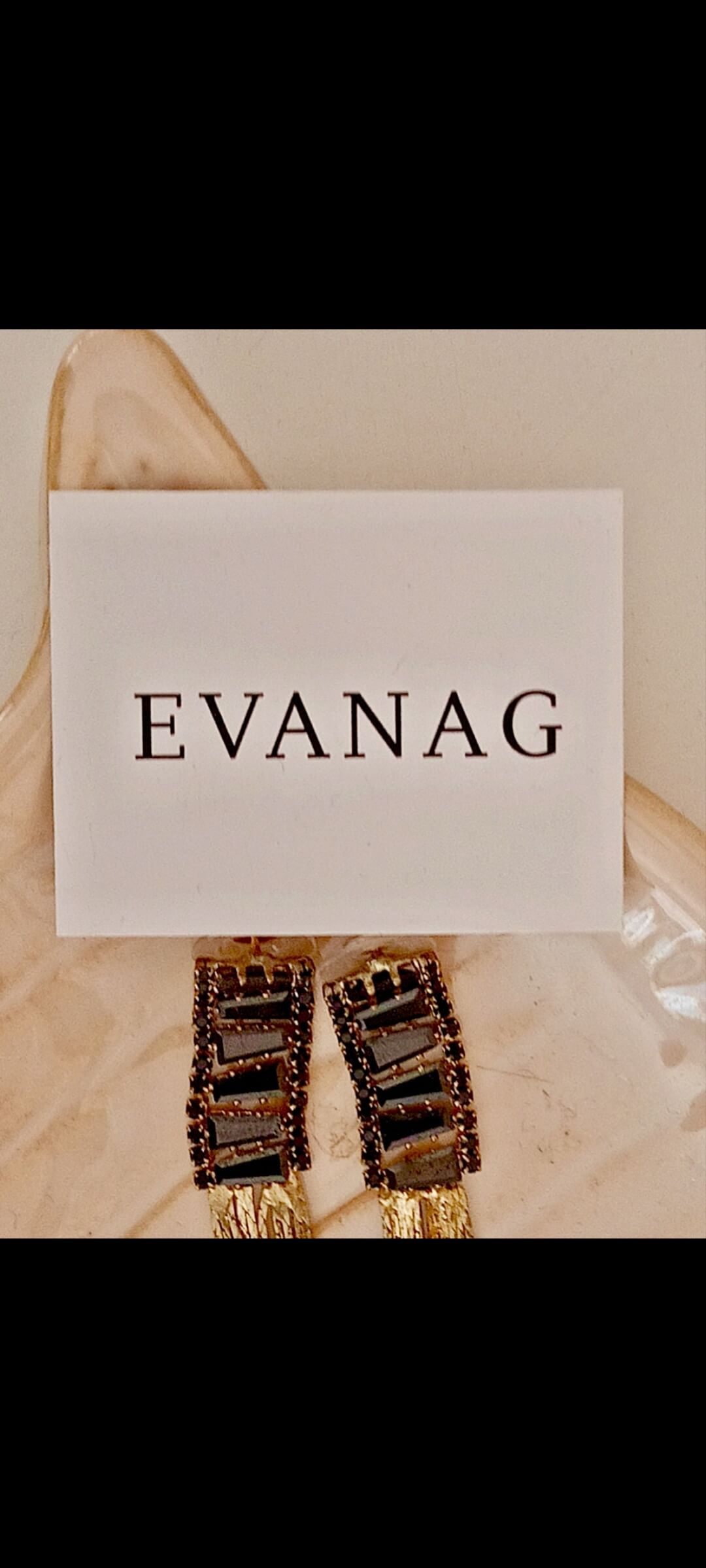 EVANAG Sewing Studio – Chic & Noir Boutique