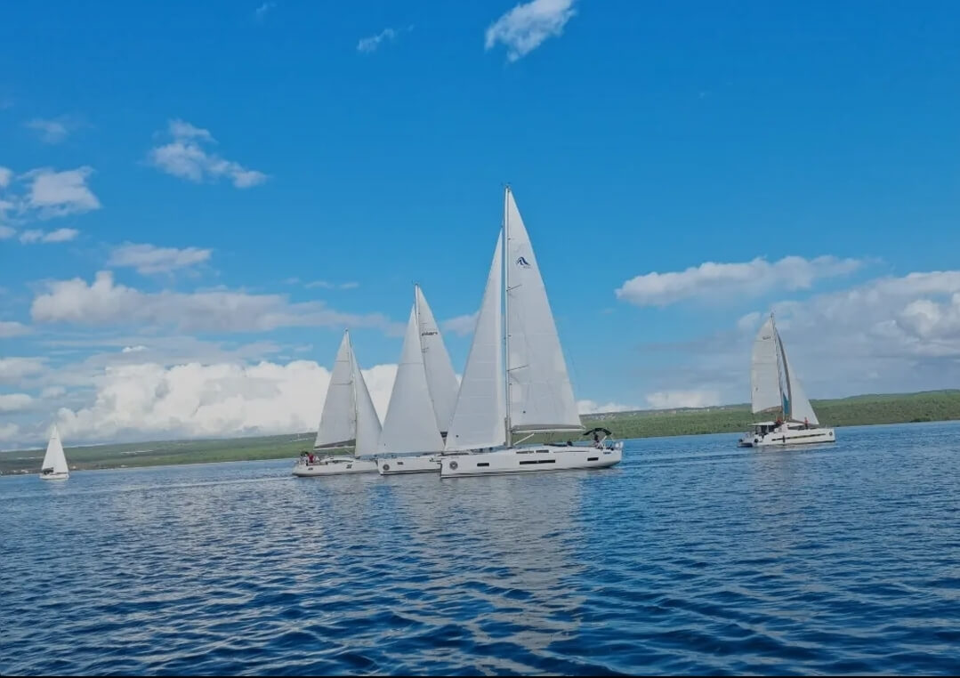 Ιστιοπλοϊκές Διακοπές στην Ελλάδα – Yacht4Less