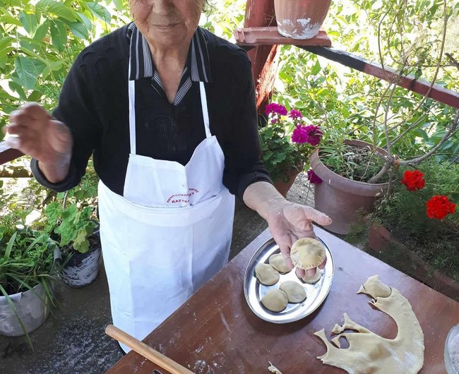 Jeep Road Trip – The roads of Wine, Olive oil and Cretan tradition