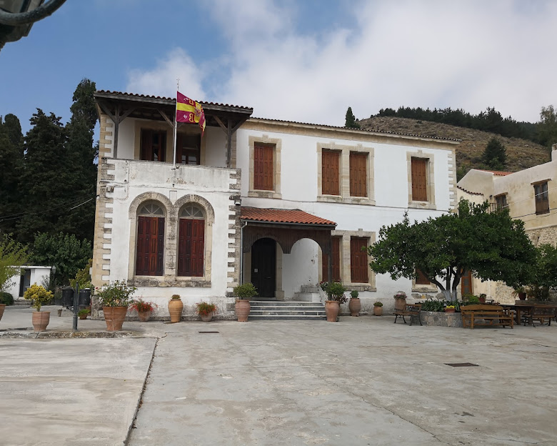 Jeep Road Trip – Gorge Crossing and Trypitis Beach Trail