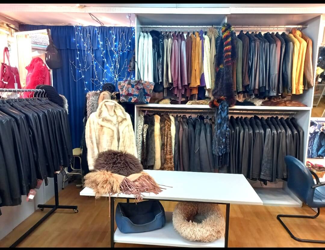 Νάκος – Γουναρικά / Δερμάτινα