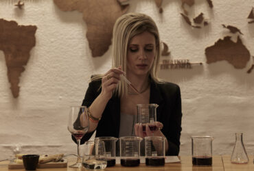 Δημιουργήστε το δικό σας κρασί στην Αθήνα – Athens Wine Tasting